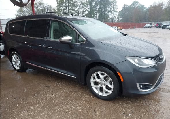 Chrysler Pacifica Limited 2020