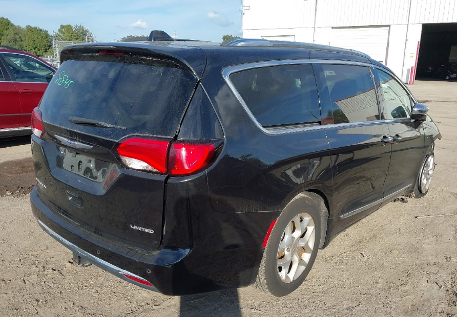 Chrysler Pacifica